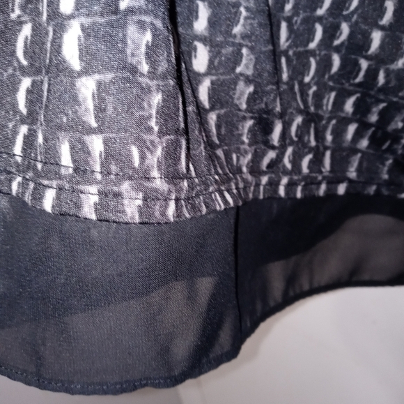 Guess Women's Double metallic
Gothic biker “CHAINLINK" tunic tank black Gray XXS - Picture 7 of 13